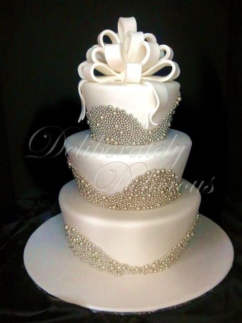 Anyone NOT doing a cake topper?