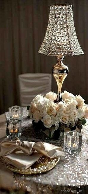 Anyone here NOT doing a rustic or shabby chic wedding?!