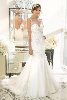 Wedding dess: Fantasy vs Reality