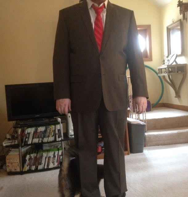 Show me your groom's attire!