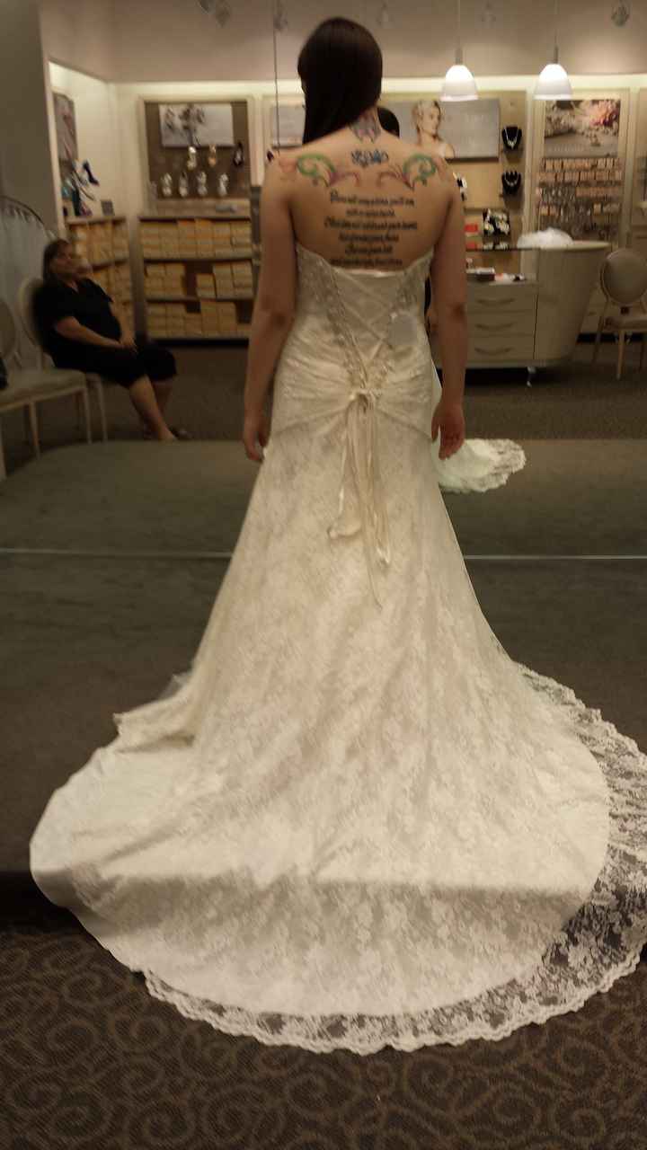 What's your favorite part of your wedding dress / suit?
