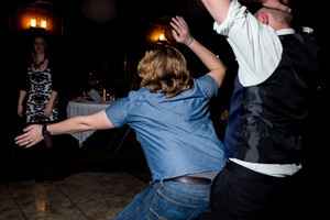 What is the craziest/worst thing that happened at your wedding?