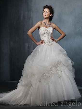 Said Yes to the Dress!!! *PICS*