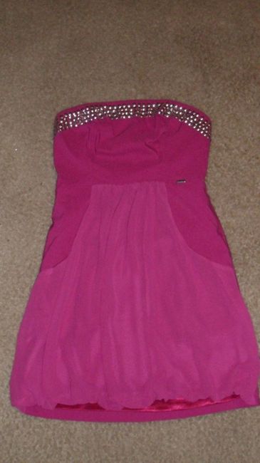 Paying it forward * Guess dress*