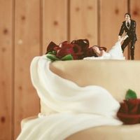 Stuck between two cake toppers... ahhh