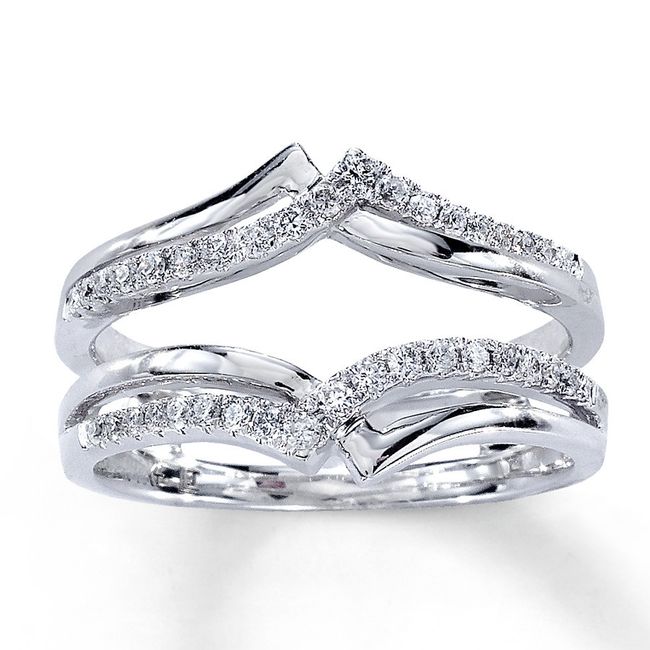 Who else has a marquise cut e-ring?
