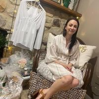 Can i see your bridal shower dresses? - 1