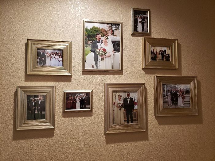 Displaying wedding photos - 1