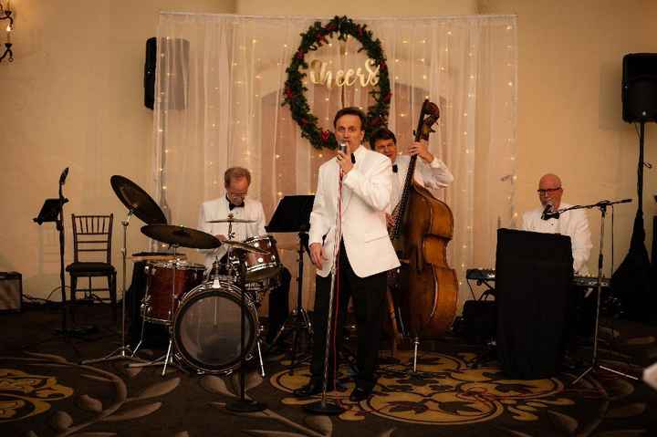 Tis the season for christmas Weddings! - 22