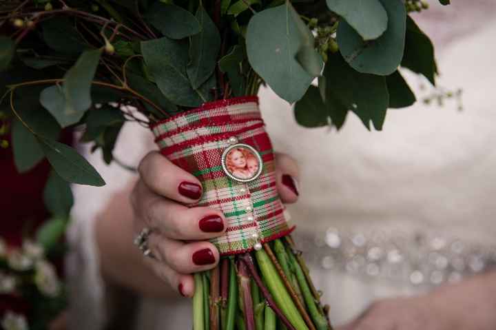 Brides, what did you do with your engagement ring? - 2