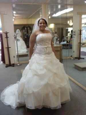 i wanna see your dress!!!