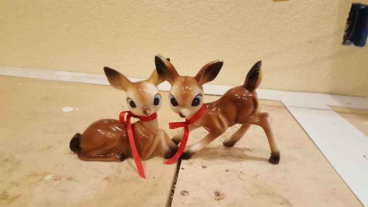 Let's see those cake toppers!