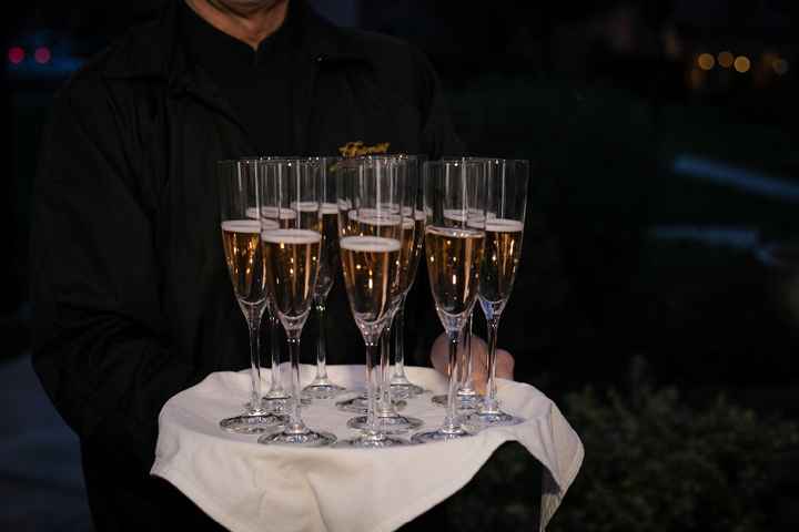 Passed champagne
