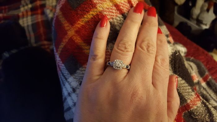 Show me... your halo engagement rings!! 💍 8