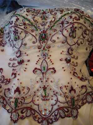 Does your dress match your theme?