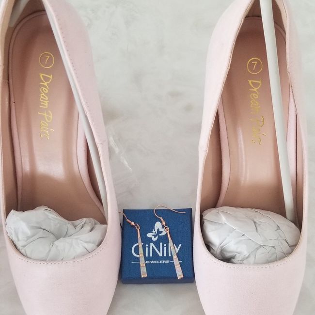 What to wear at Bridal Shower and Bachelorette Parties? 3