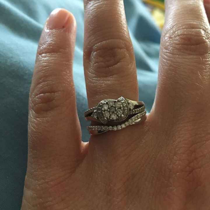 SHOW OFF YOUR RINGS LADIES!! I wanna see that bling!!!