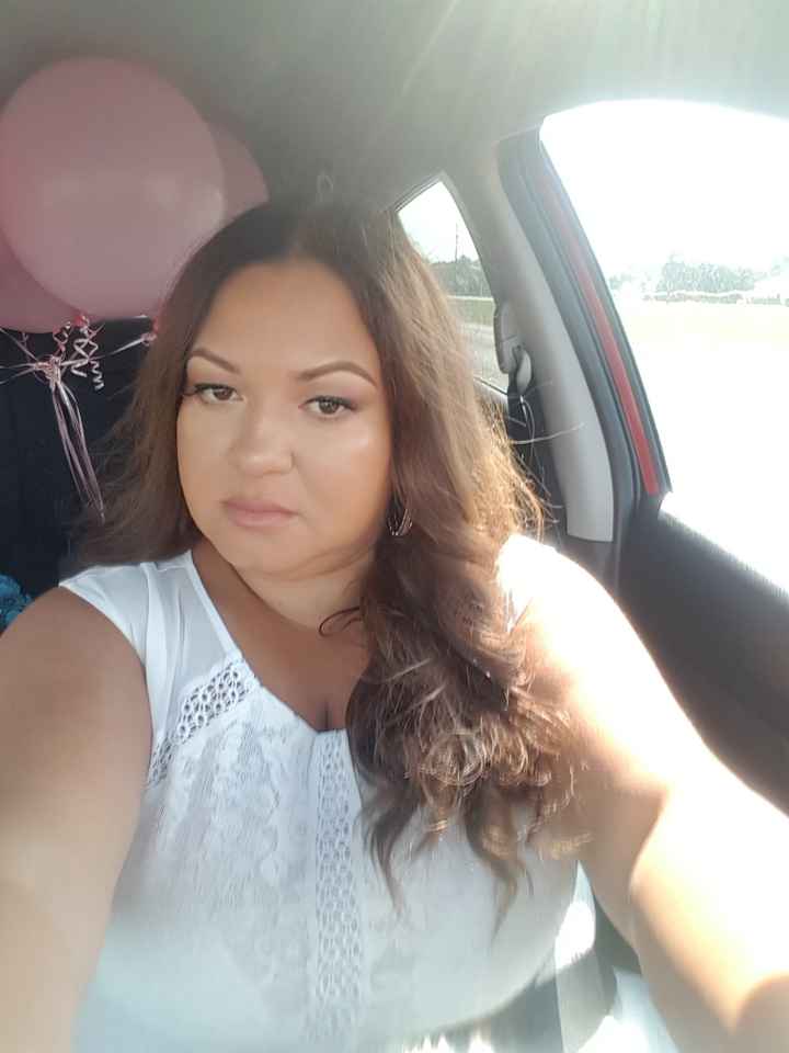 Engagement picture makeup