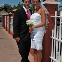 I'm craving wedding!!! Share with me your wedding pics!! please....