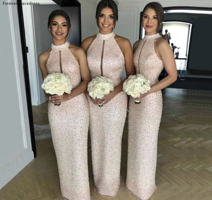 Bridesmaids dressed - 2