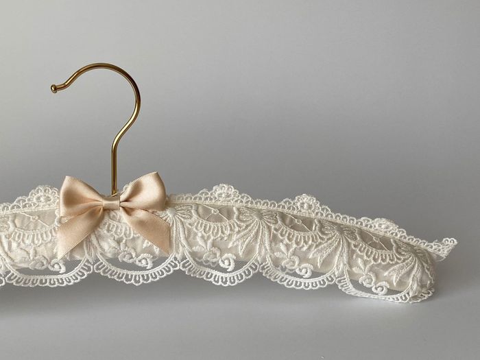 Alternative for Personalized Wedding Dress Hanger 6
