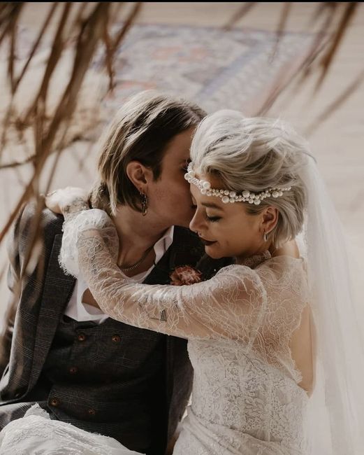 Short hair, long sleeves, and a wedding veil? - 7