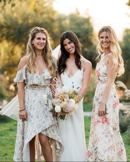 Mismatched floral for 2 bridesmaids? 13