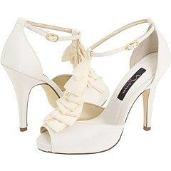 Alright Google Queens... FMW needs shoes!!