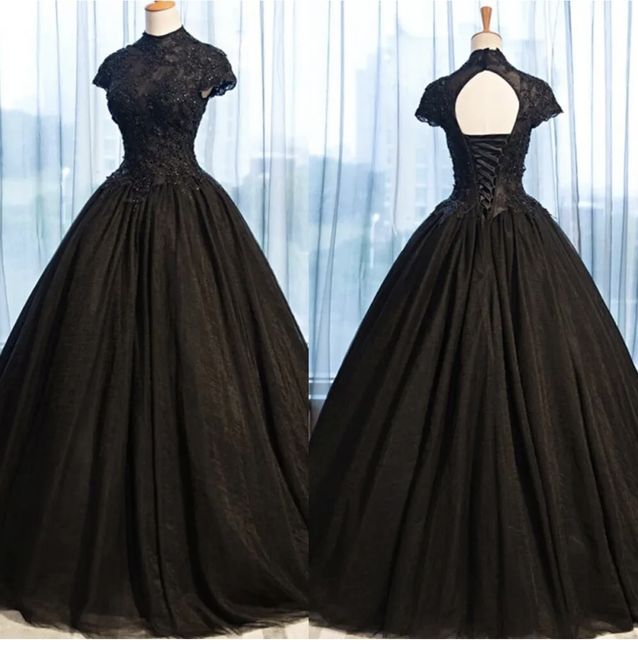Does this dress fit a Dracula theme? 14