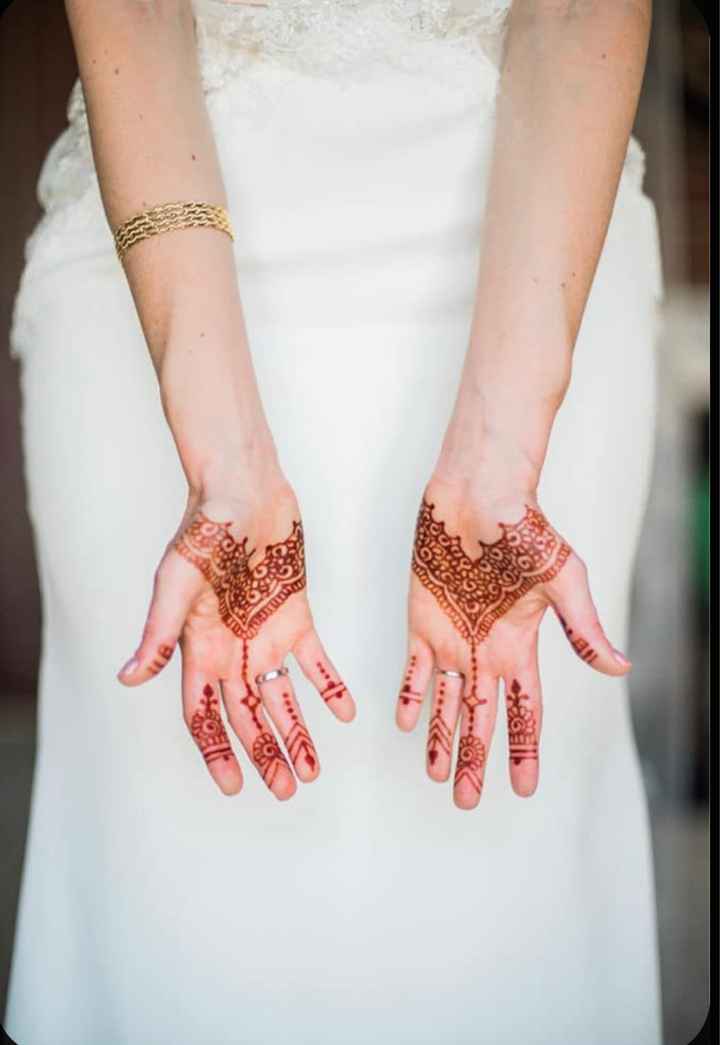 Western bride who wants to wear a white wedding dress to Hindu ceremony - 11