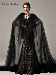 Does this dress fit a Dracula theme? - 4