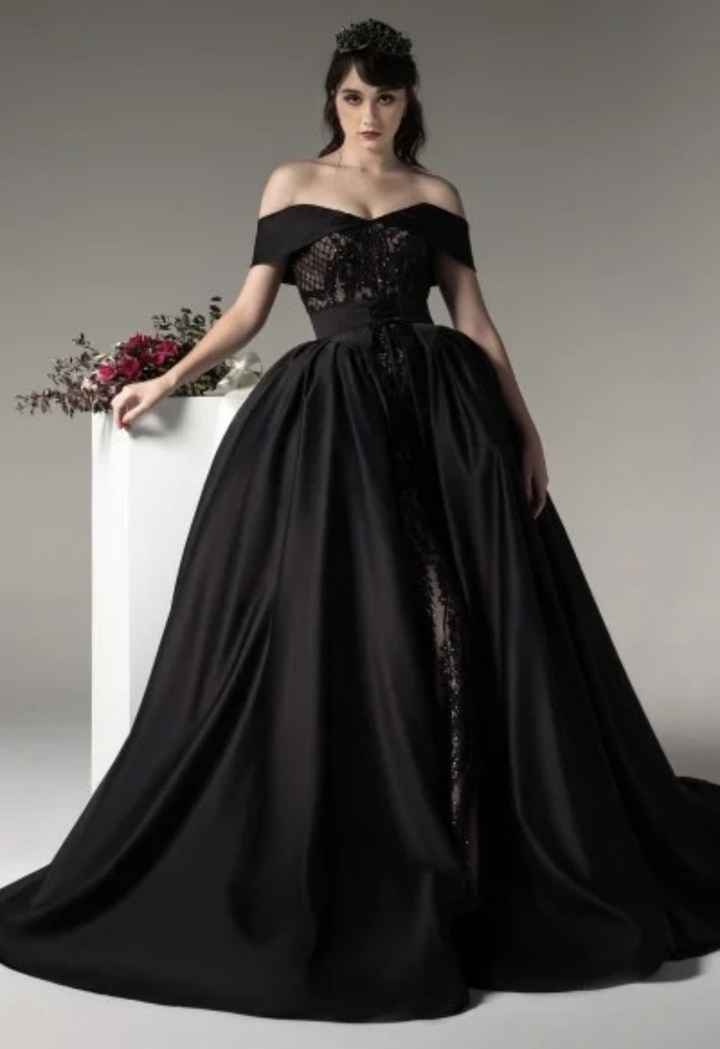 Does this dress fit a Dracula theme? - 8