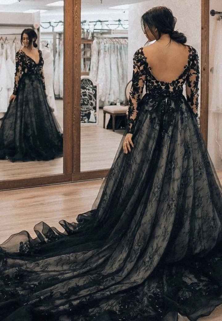 Does this dress fit a Dracula theme? - 16