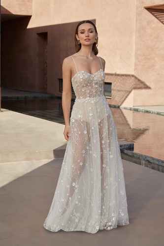 Getting Married "naked" - 10