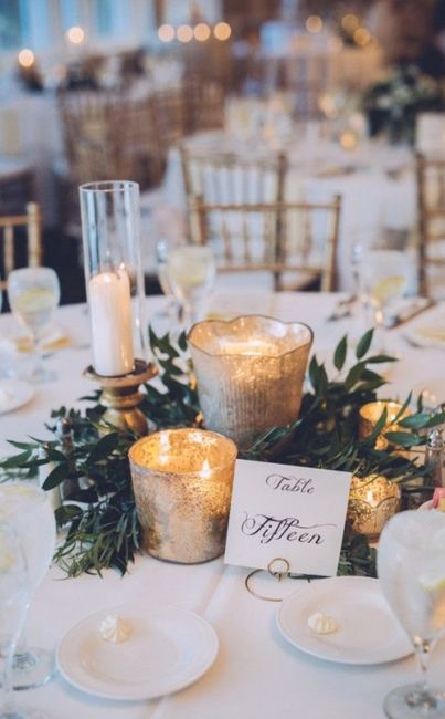 Greenery centerpiece ideas for round tables 3