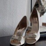 Take A Peek At My Bridal Shoe. (PIC)