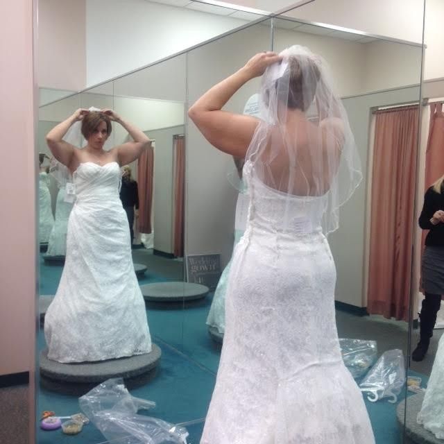 I had my first dress fitting yesterday (pics)