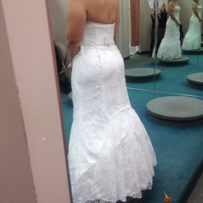I had my first dress fitting yesterday (pics)
