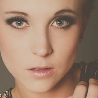 Airbrush verses traditional make up