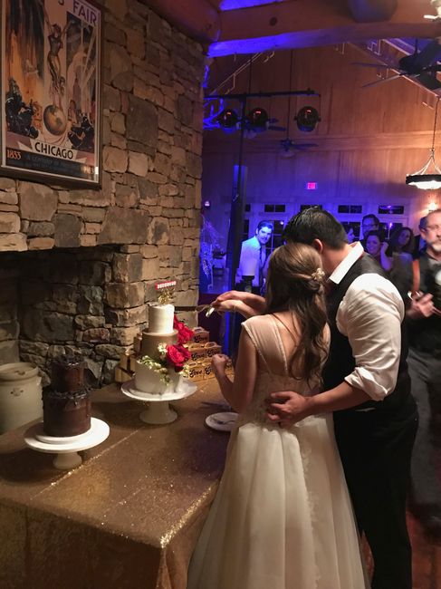 What goes on a cake table besides the cake?! 5