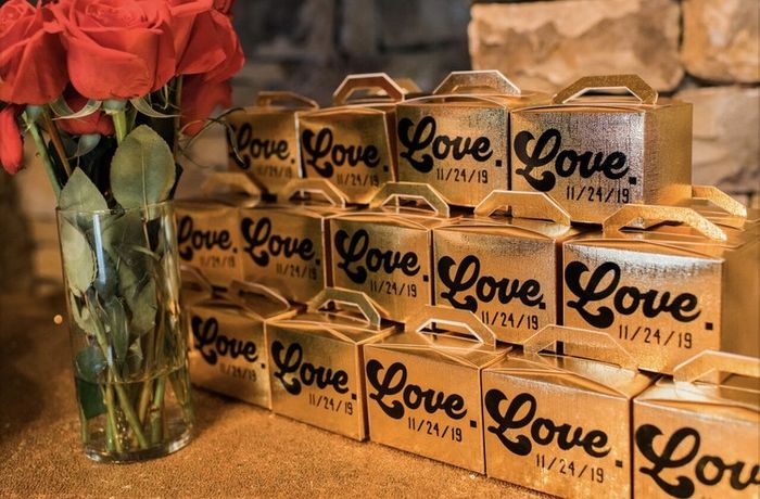 Show me your centerpieces/tables/ decor 6