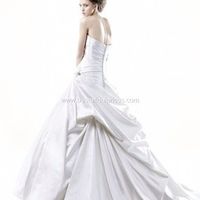 october brides and dress