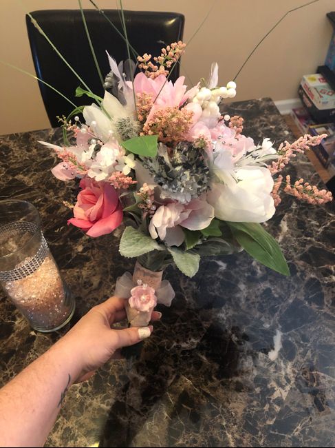 Artificial or Real Flowers ? 2