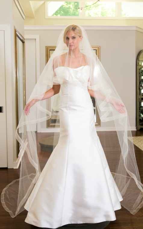What is this veil style called?