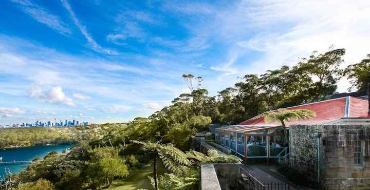 I need something beautiful to wake up to so SHOW ME YOUR VENUES!!!