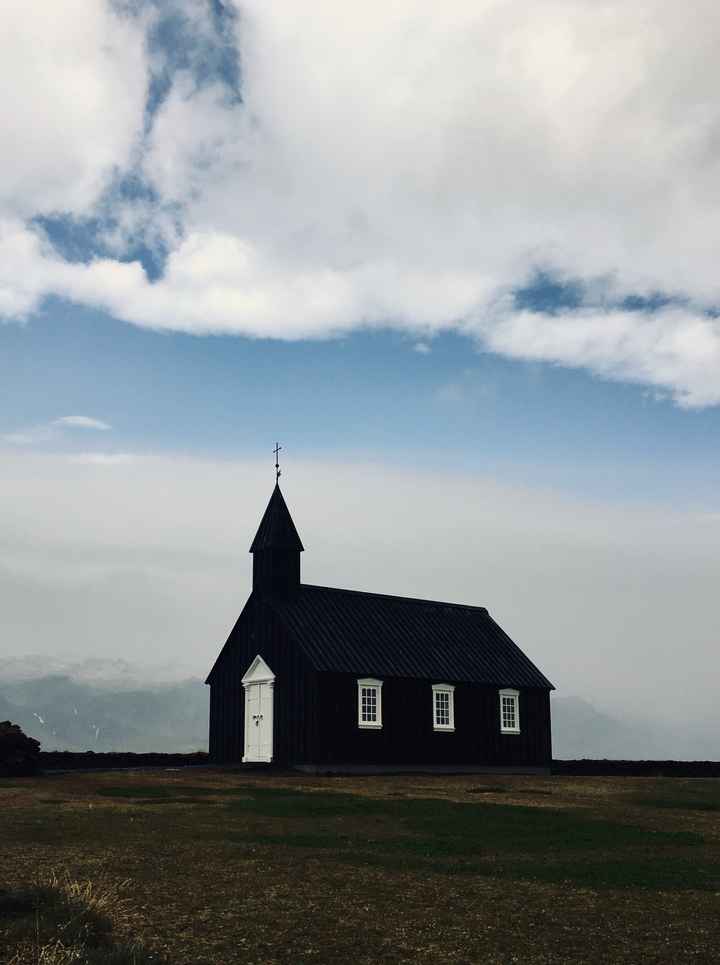 Pics Iceland & UK - Wedding in 5 months!