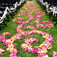 Petal Aisle Runner, Yes or No?
