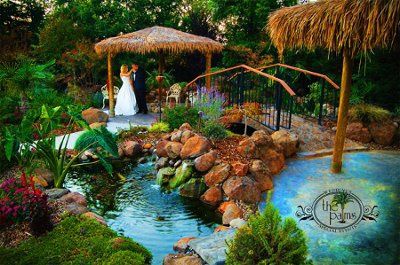 How do I tie a country theme into this venue... *PICS INCLUDED