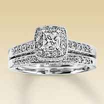 New engagement Ring(s)????  pics!