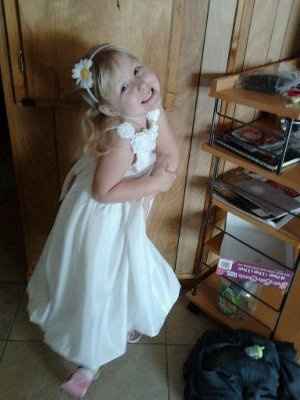 What is your flower girl wearing?